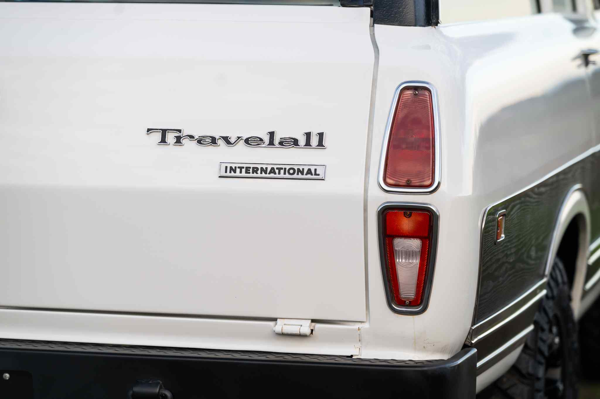 modified-1970-international-harvester-travelall-for-sale-68