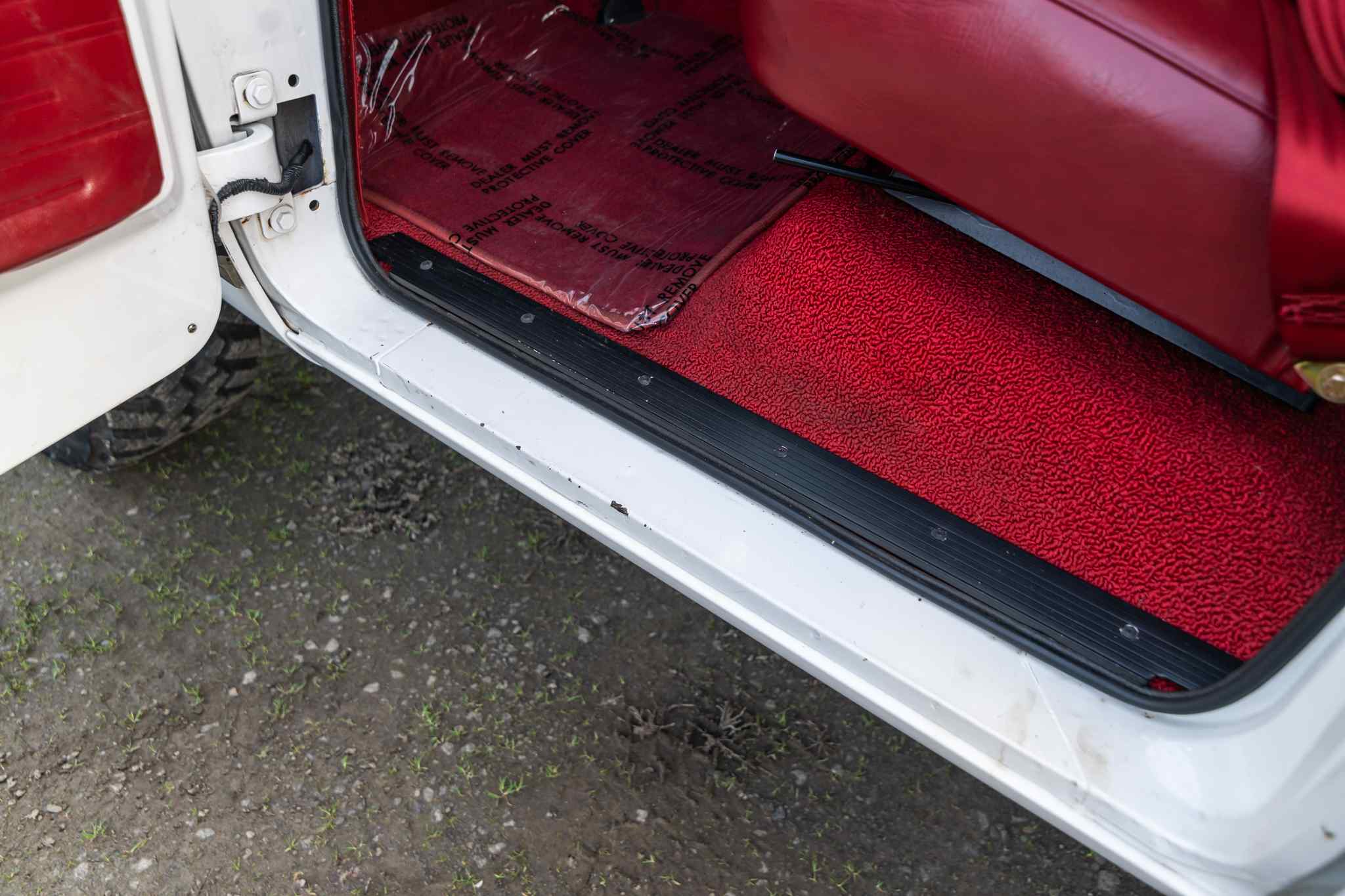 modified-1970-international-harvester-travelall-for-sale-91