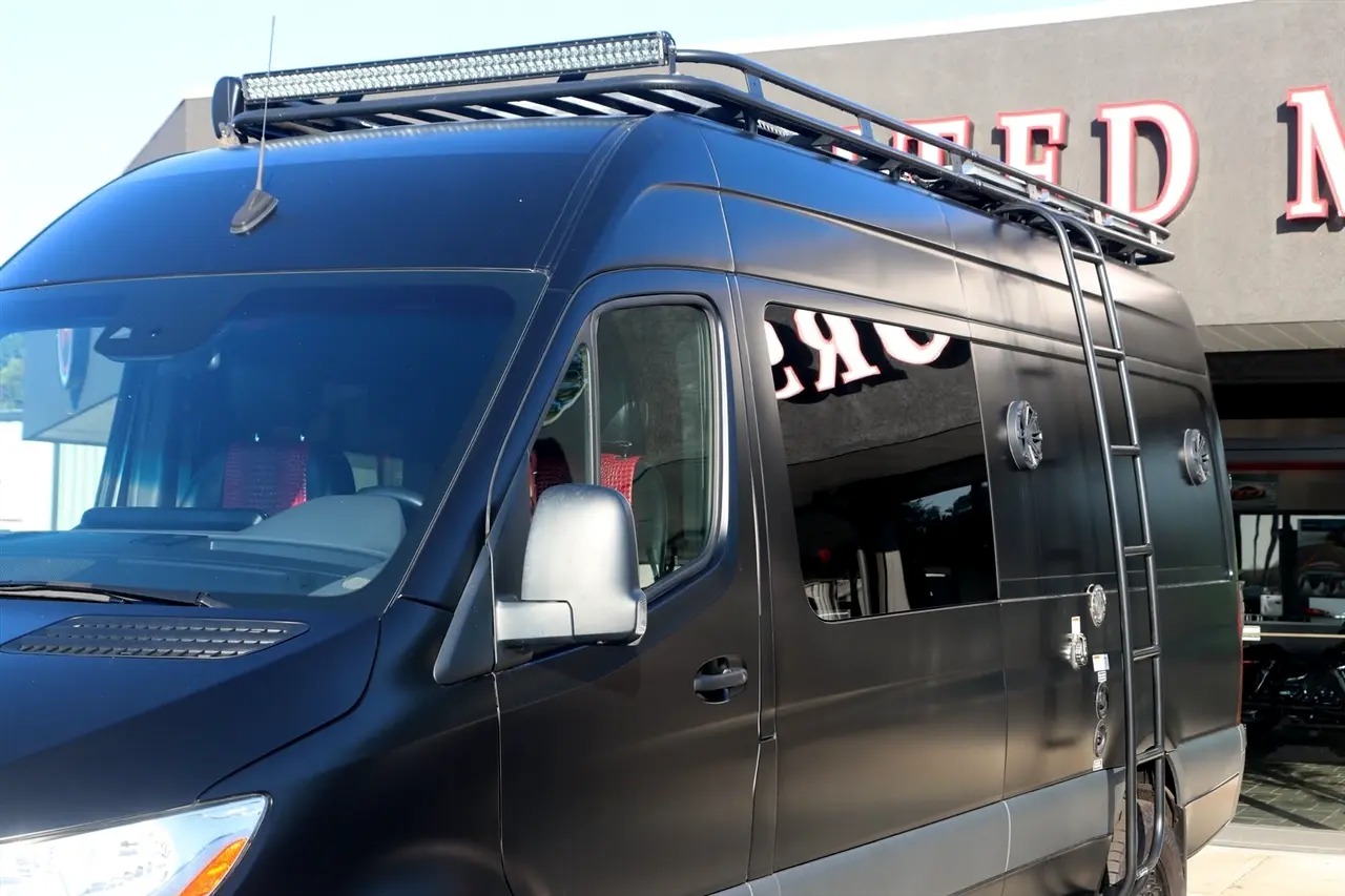 modified-2020-mercedes-benz-sprinter-2500-170-in-wb-35