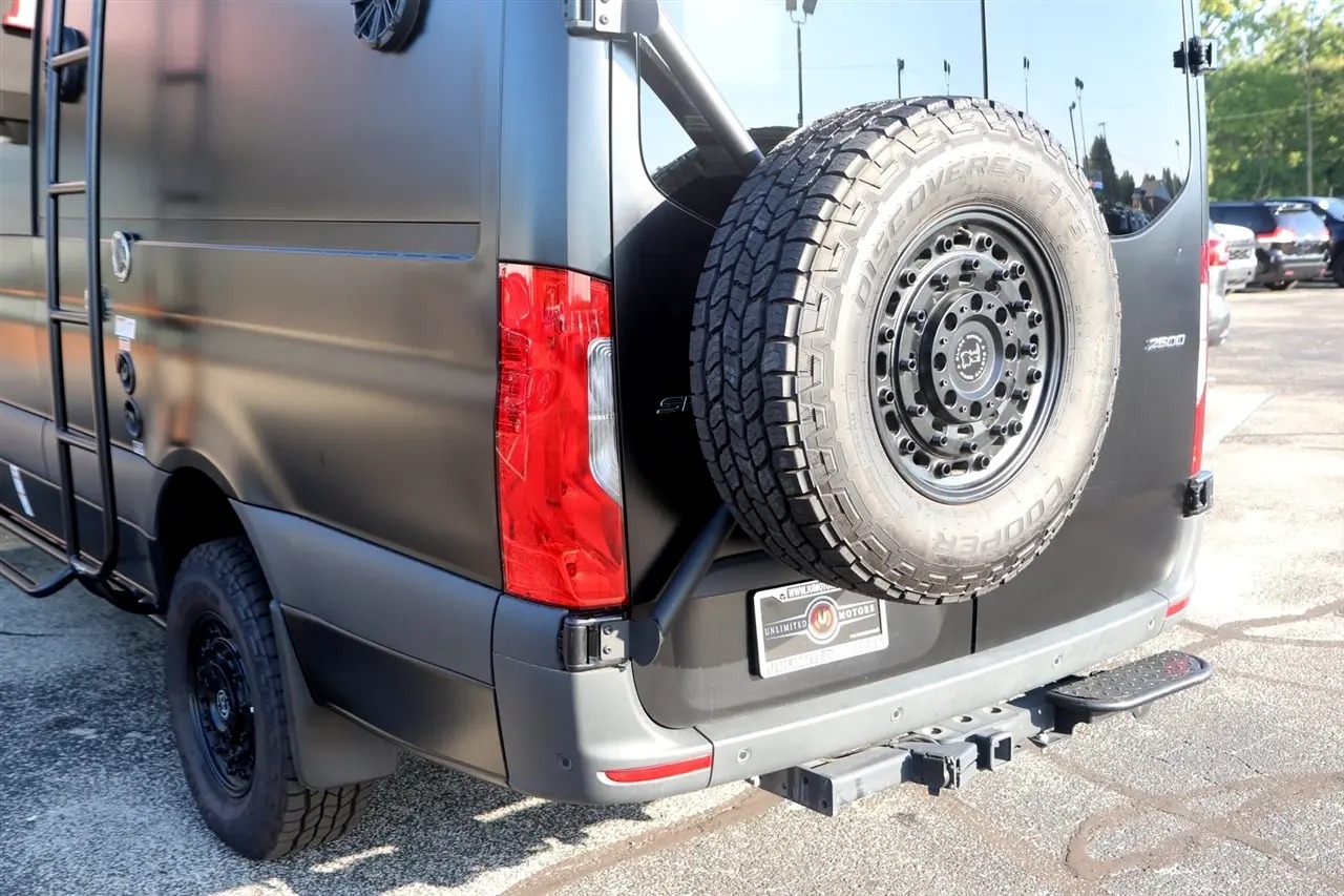 modified-2020-mercedes-benz-sprinter-2500-170-in-wb-38