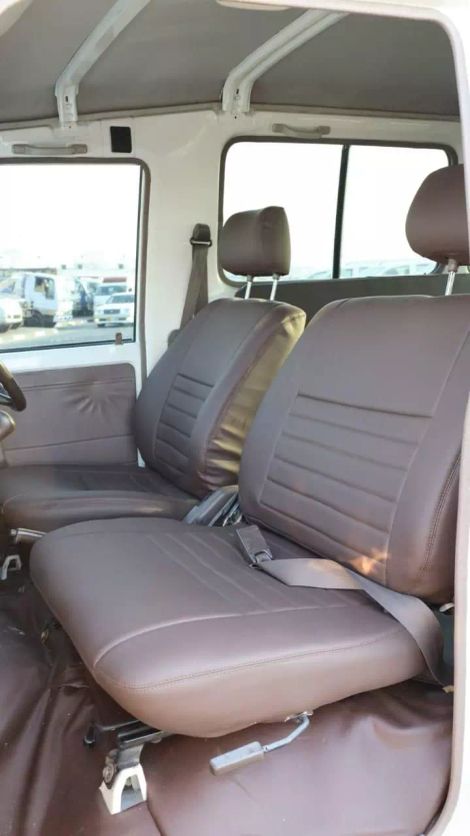 toyota-land-cruiser-troopy-for-sale-11