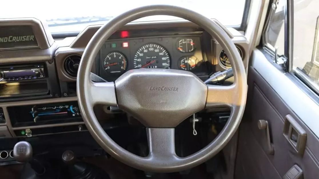 toyota-land-cruiser-troopy-for-sale-15
