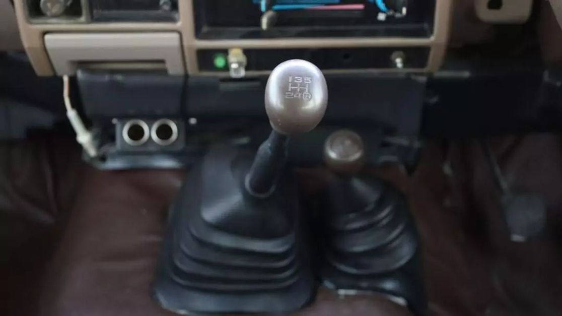 toyota-land-cruiser-troopy-for-sale-19