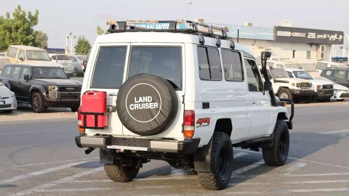 toyota-land-cruiser-troopy-for-sale-23