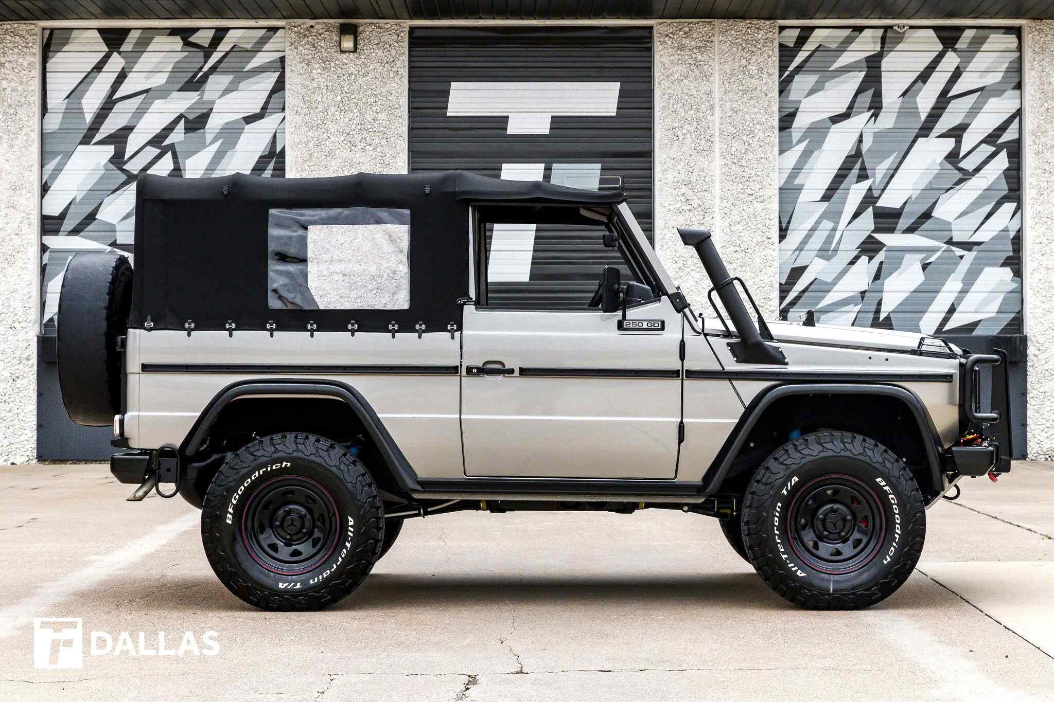used-1990-mercedes-benz-250-gd-expedition-motor-company-for-sale-23