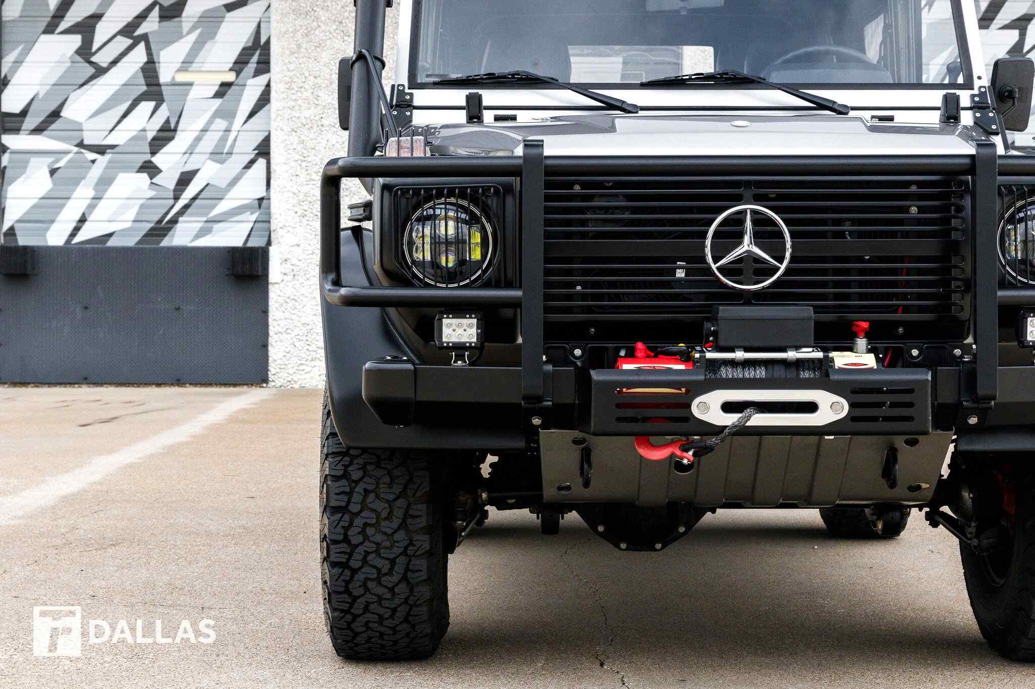 used-1990-mercedes-benz-250-gd-expedition-motor-company-for-sale-4