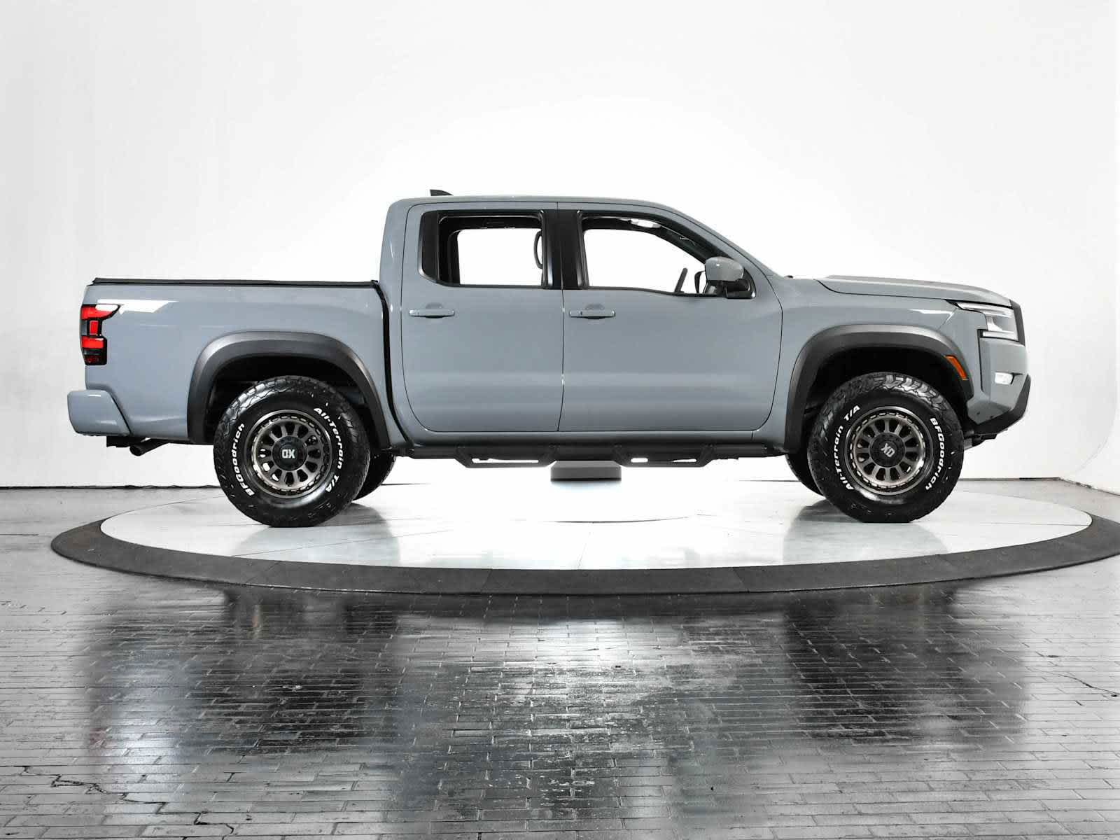 used-2022-nissan-frontier-pro-4x-4wd-crew-cab-pickup-1n6ed1ek2nn659490-for-sale-06