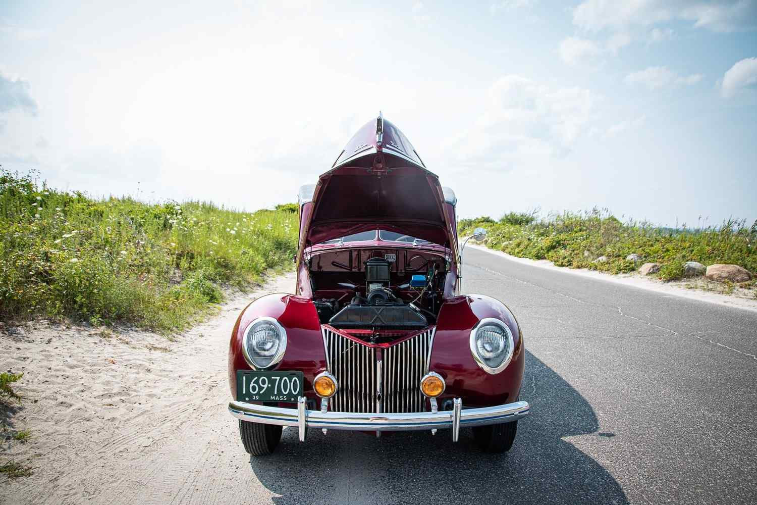 1939-ford-deluxe-woody-wagon-for-sale-10