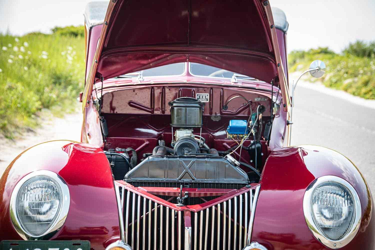 1939-ford-deluxe-woody-wagon-for-sale-12