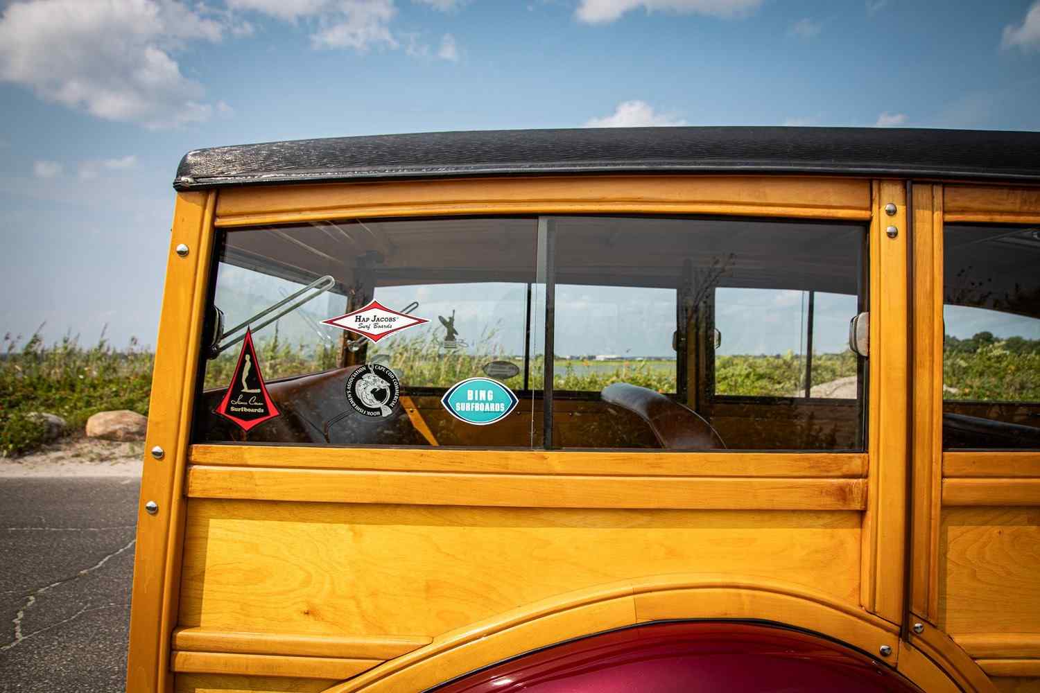 1939-ford-deluxe-woody-wagon-for-sale-23