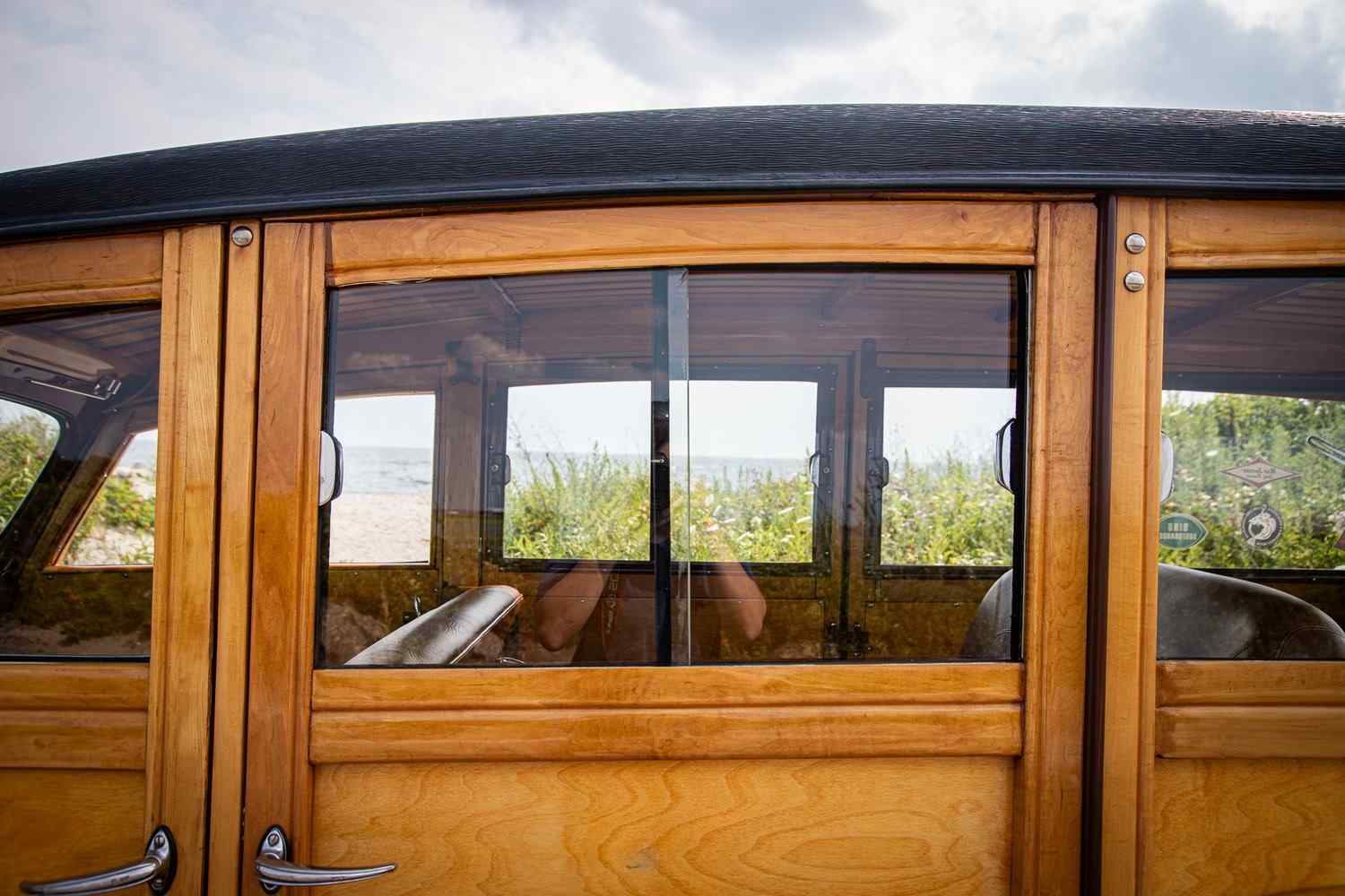 1939-ford-deluxe-woody-wagon-for-sale-29