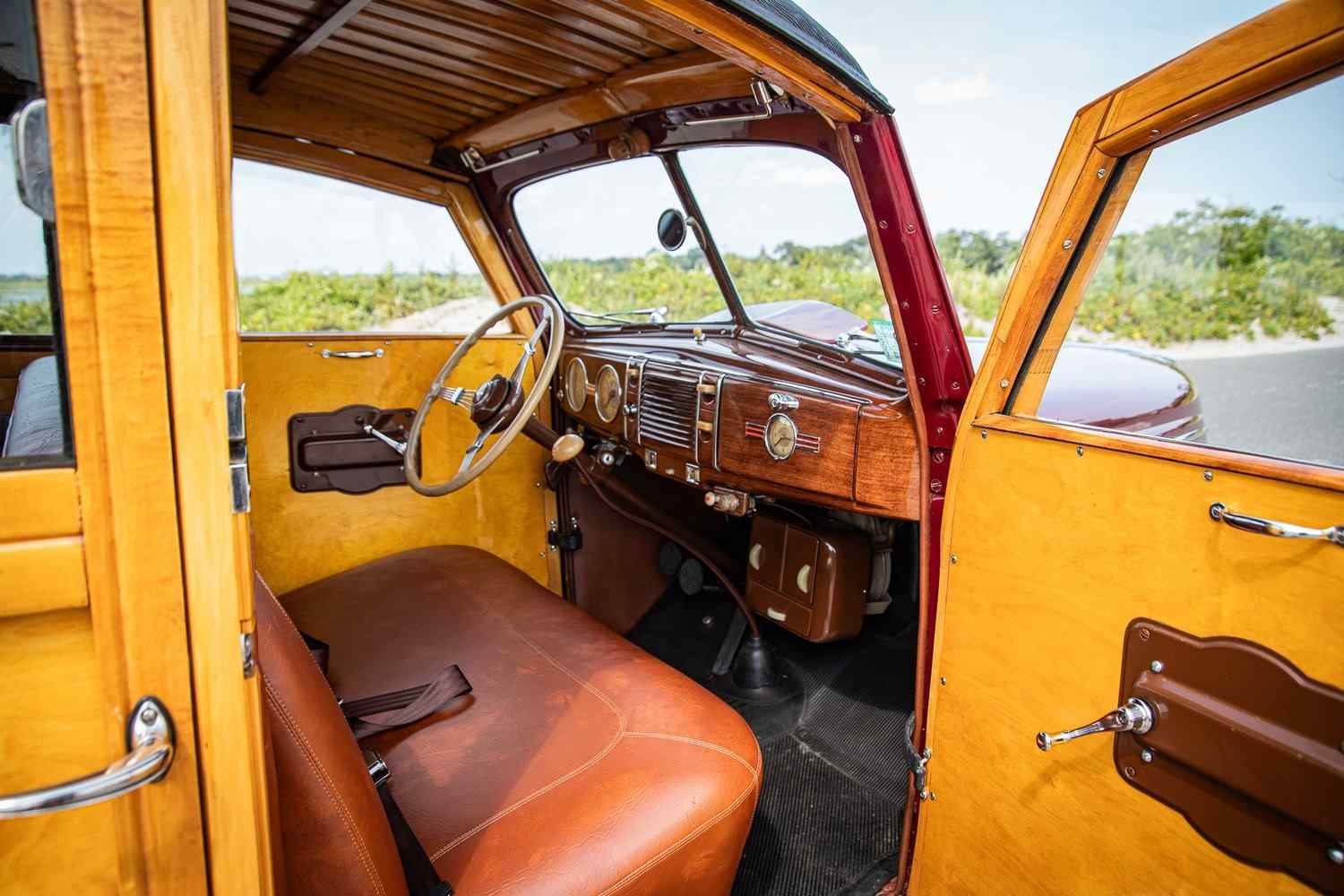 1939-ford-deluxe-woody-wagon-for-sale-35