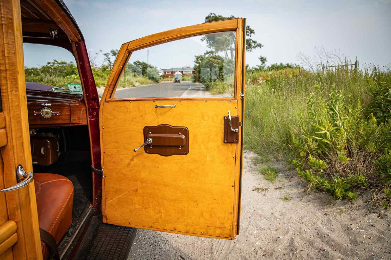 1939-ford-deluxe-woody-wagon-for-sale-36