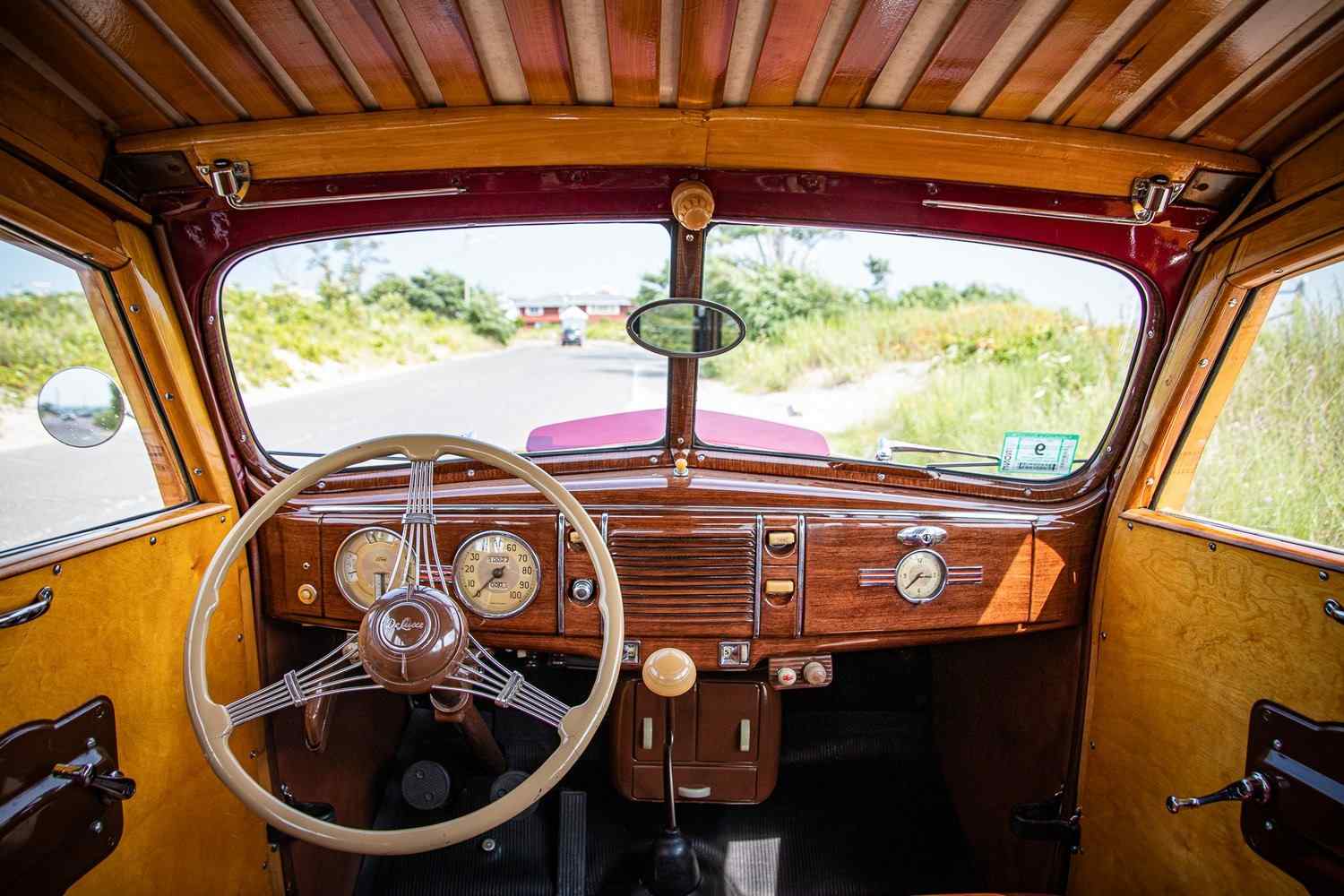 1939-ford-deluxe-woody-wagon-for-sale-53
