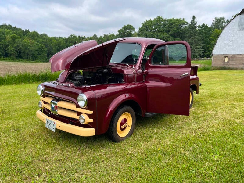 1953-fargo-fp108-half-ton-short-box-canadian-dodge (18)