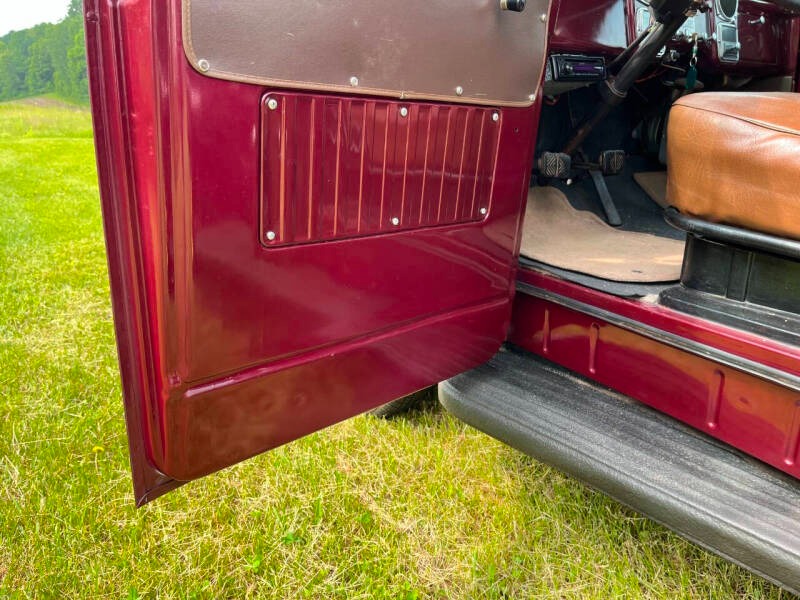 1953-fargo-fp108-half-ton-short-box-canadian-dodge (66)