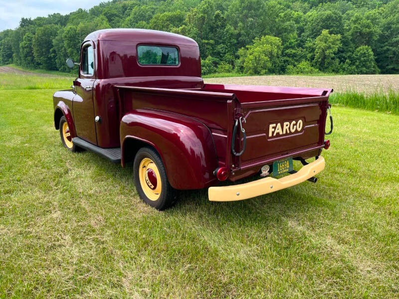 1953-fargo-fp108-half-ton-short-box-canadian-dodge (7)