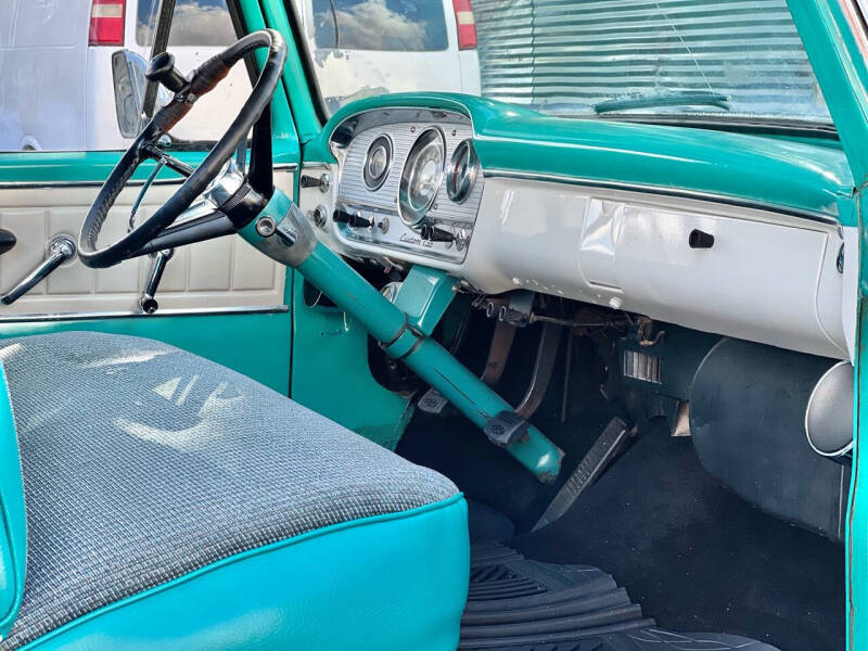 1964-ford-f-100-styleside-rwd (26)