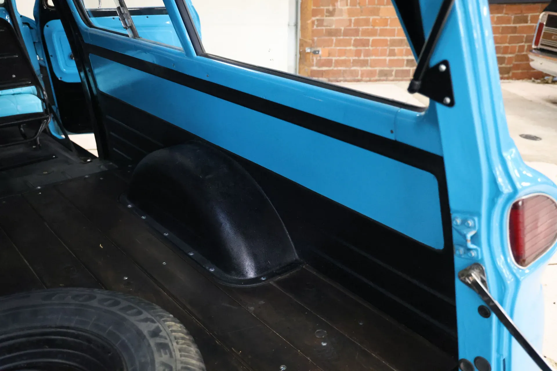 1966-gmc-carryall-suburban-for-sale-st-louis-mo-135