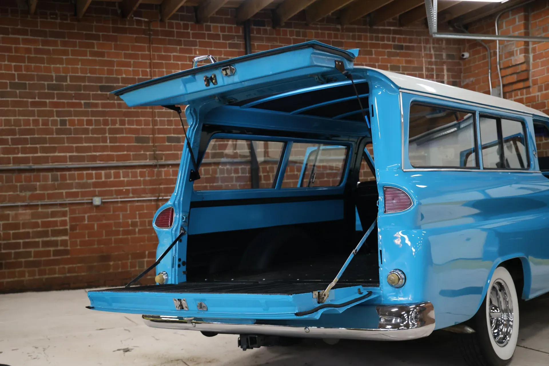 1966-gmc-carryall-suburban-for-sale-st-louis-mo-149