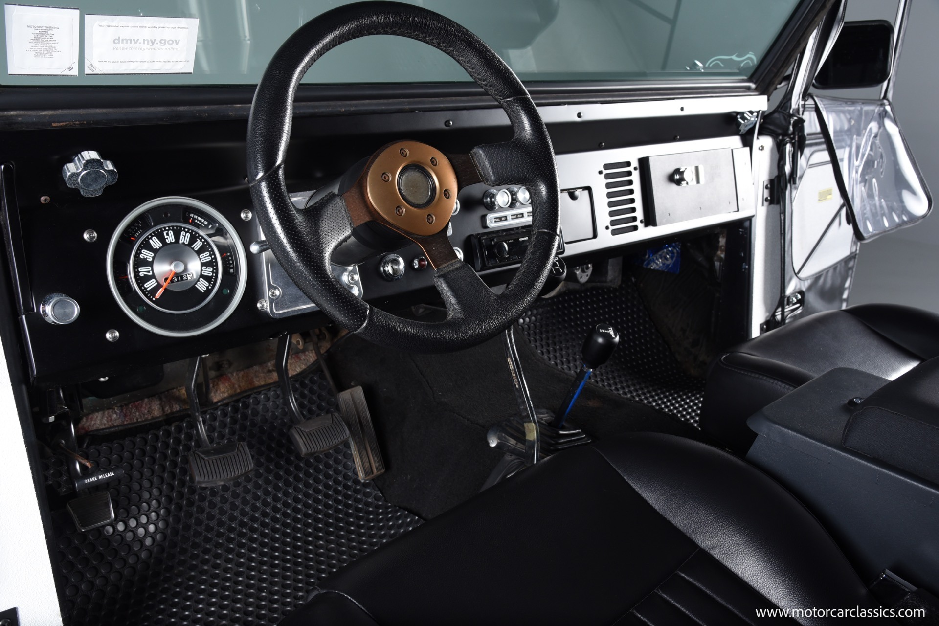 1967-ford-bronco-for-sale-farmingdale-ny-24
