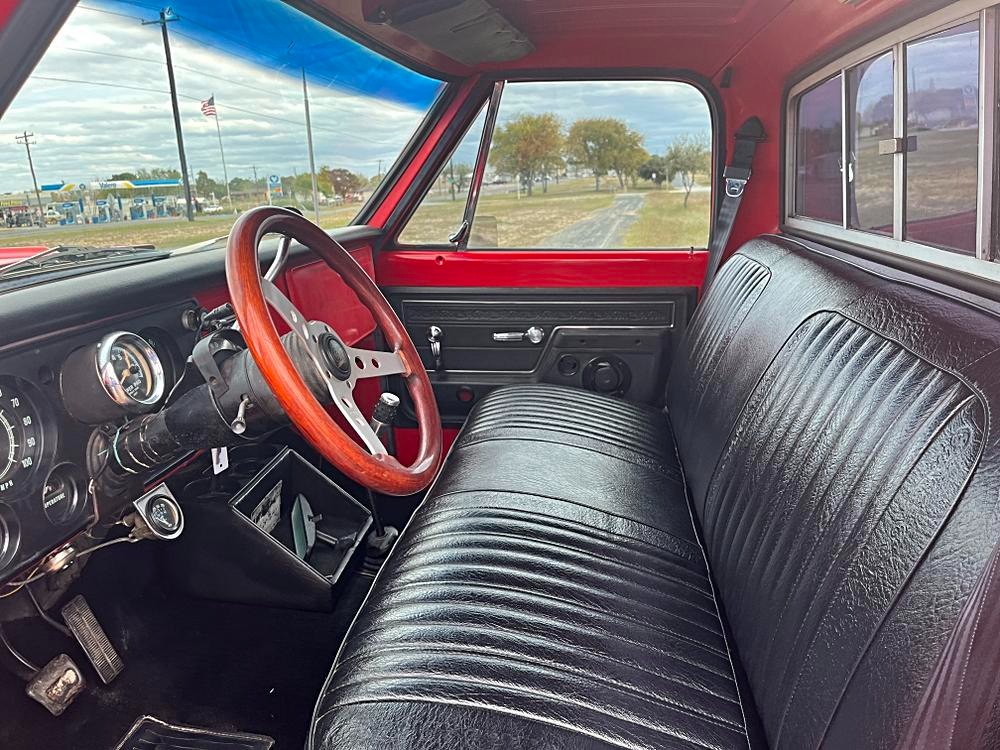 1972-chevrolet-c20-custom-for-sale-poth-tx-15