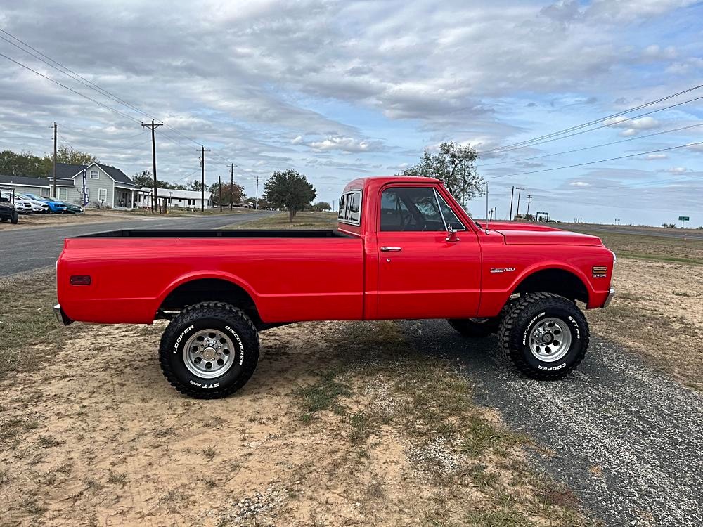 1972-chevrolet-c20-custom-for-sale-poth-tx-8