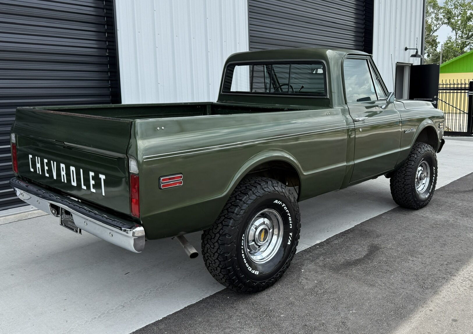 1972-chevrolet-k10-custom-deluxe-for-sale-04