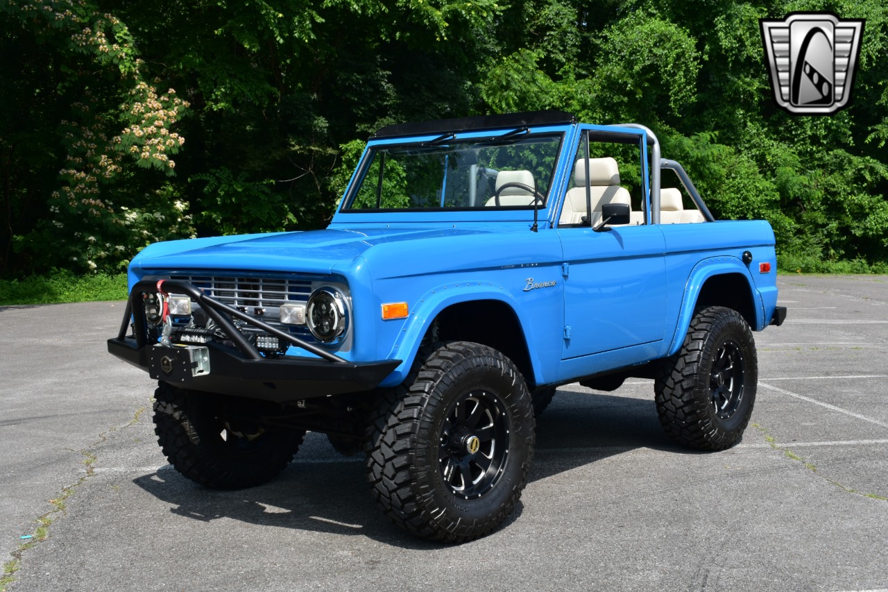 1973-ford-bronco-for-sale-02