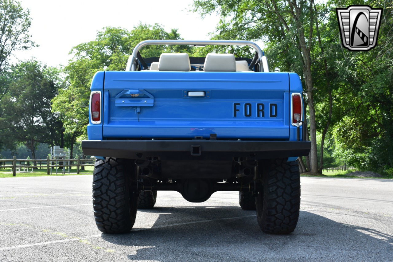 1973-ford-bronco-for-sale-09