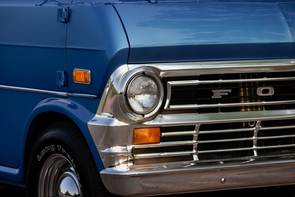 1974-ford-e-150-club-wagon-for-sale-22