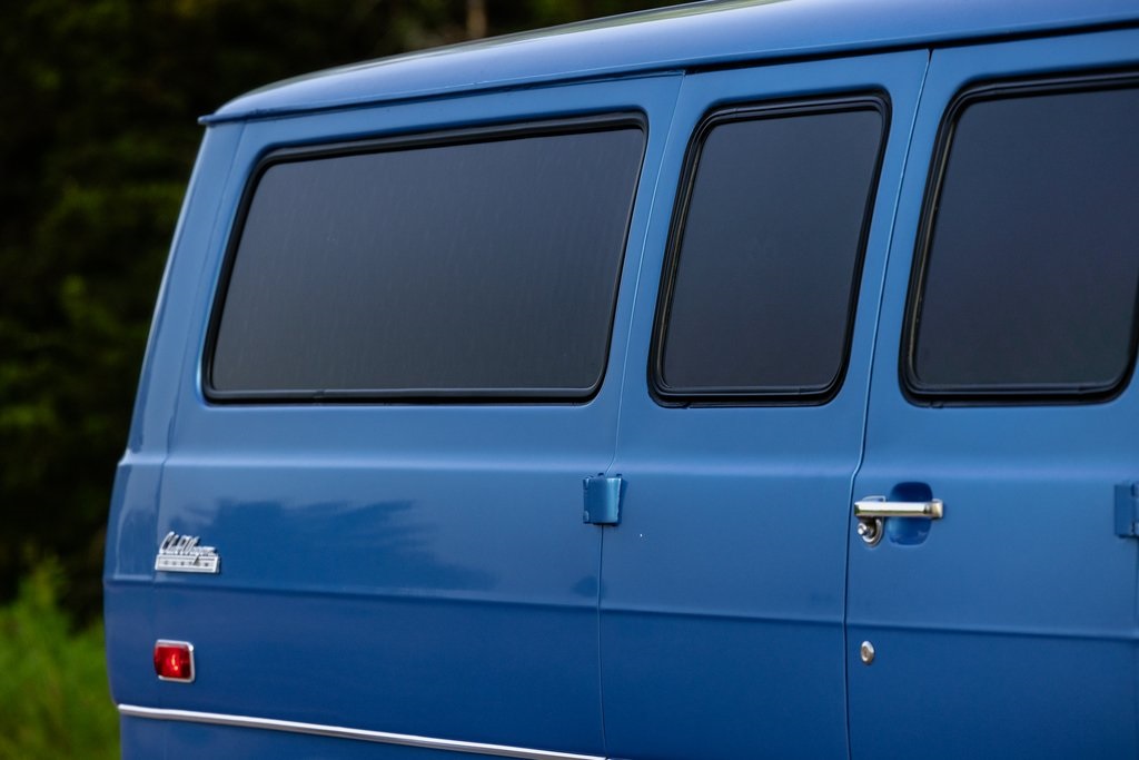 1974-ford-e-150-club-wagon-for-sale-23