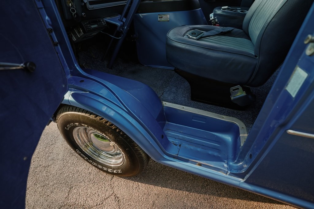1974-ford-e-150-club-wagon-for-sale-36