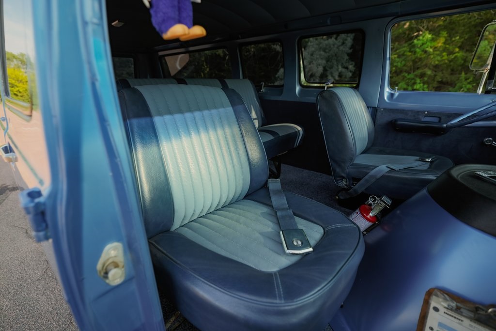 1974-ford-e-150-club-wagon-for-sale-47