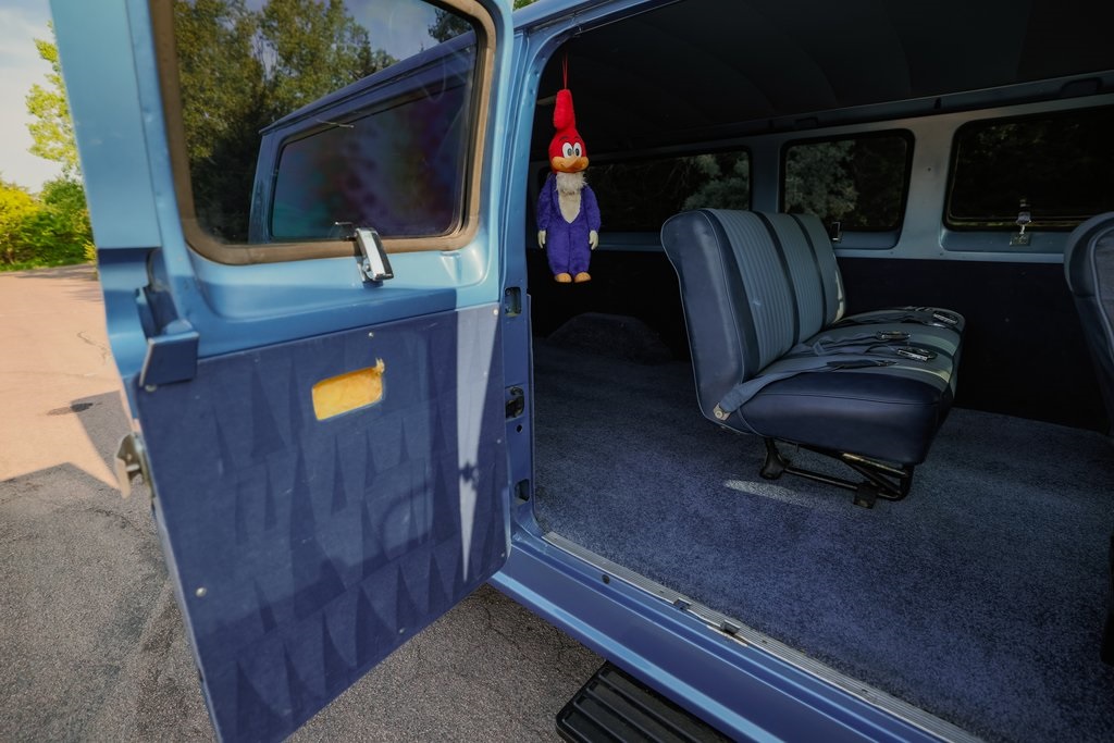1974-ford-e-150-club-wagon-for-sale-48