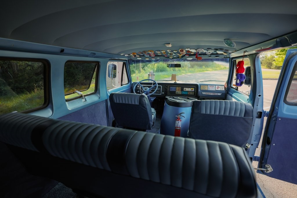 1974-ford-e-150-club-wagon-for-sale-50