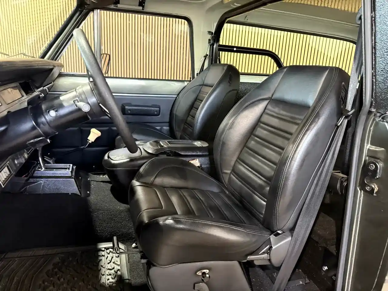 1977-international-harvester-scout-ii-for-sale-38