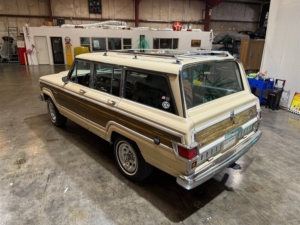 1979-jeep-wagoneer-limited-for-sale-17