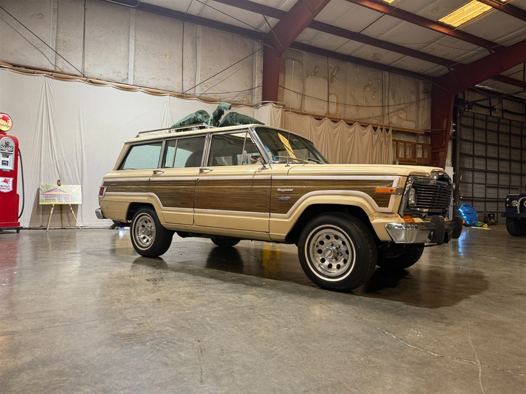 1979-jeep-wagoneer-limited-for-sale-3