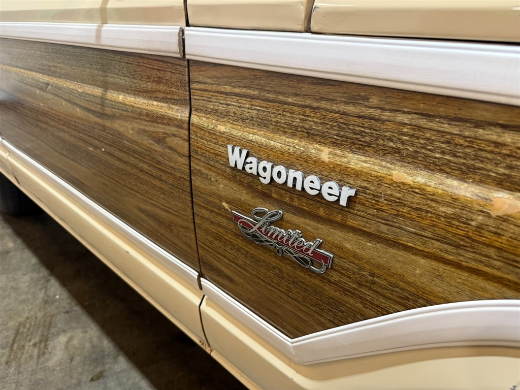 1979-jeep-wagoneer-limited-for-sale-30