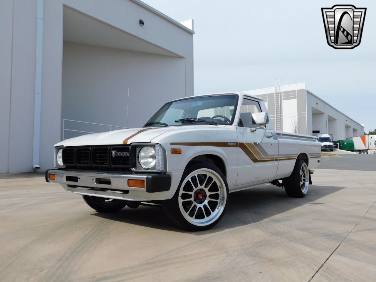 1982-toyota-pickup-sr5-for-sale-01