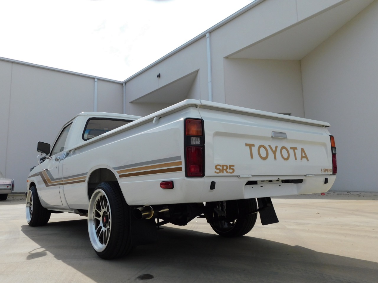 1982-toyota-pickup-sr5-for-sale-12