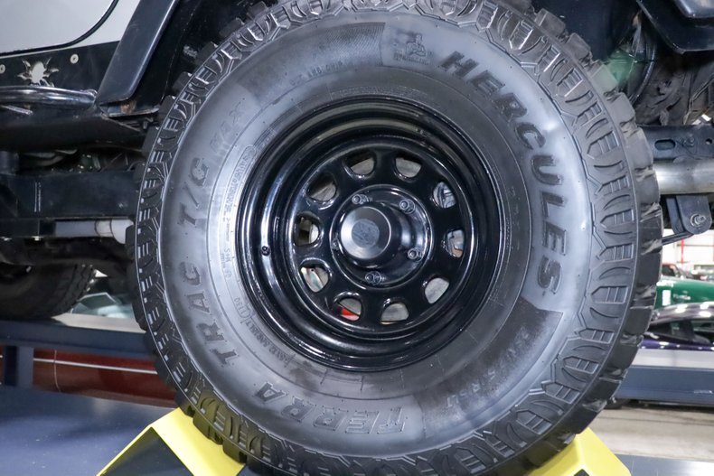 1983-jeep-cj-7-renegade (29)