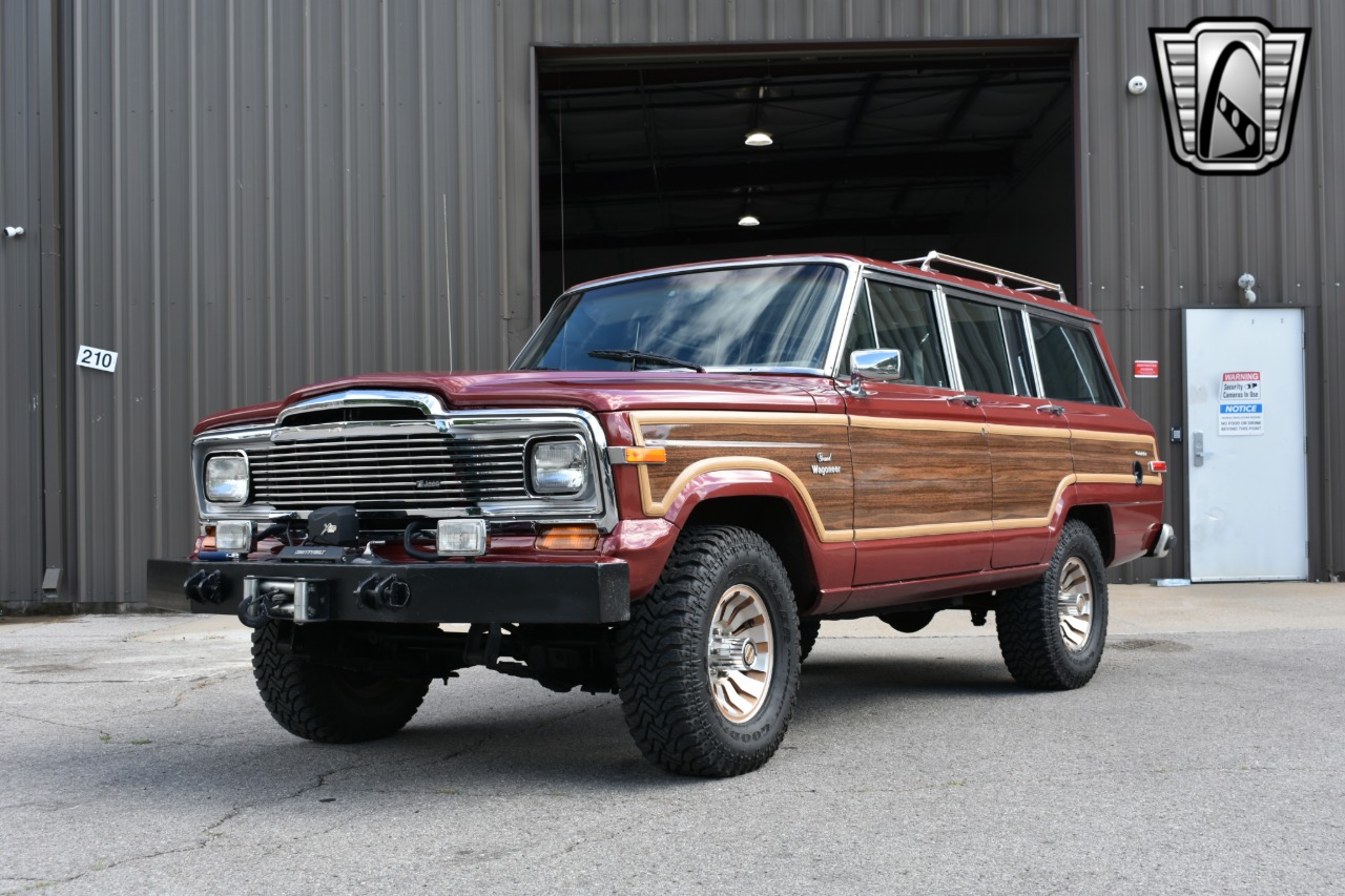 1984-Jeep-Wagoneer-for-sale-03
