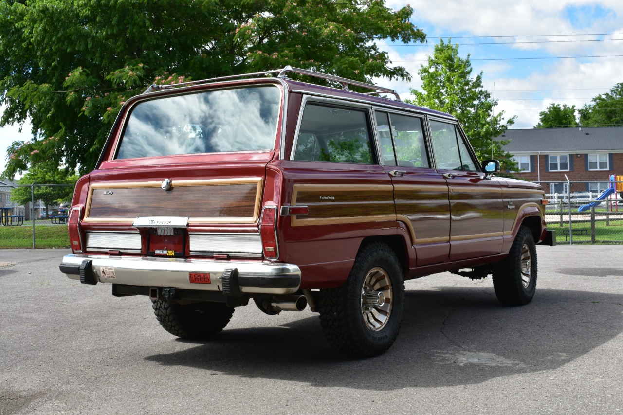1984-Jeep-Wagoneer-for-sale-12