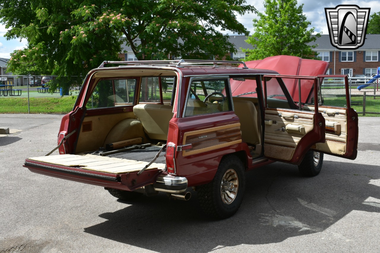 1984-Jeep-Wagoneer-for-sale-22