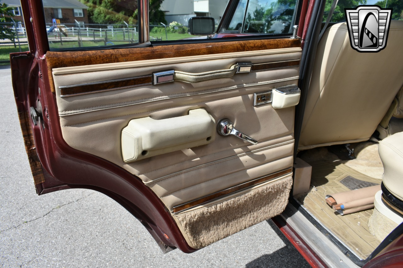 1984-Jeep-Wagoneer-for-sale-52