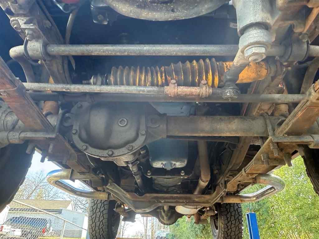 1984-jeep-cj7-renegade-for-sale-100