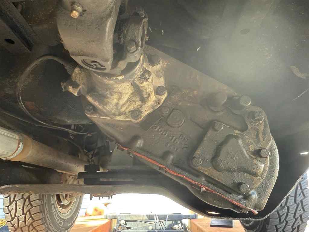 1984-jeep-cj7-renegade-for-sale-116