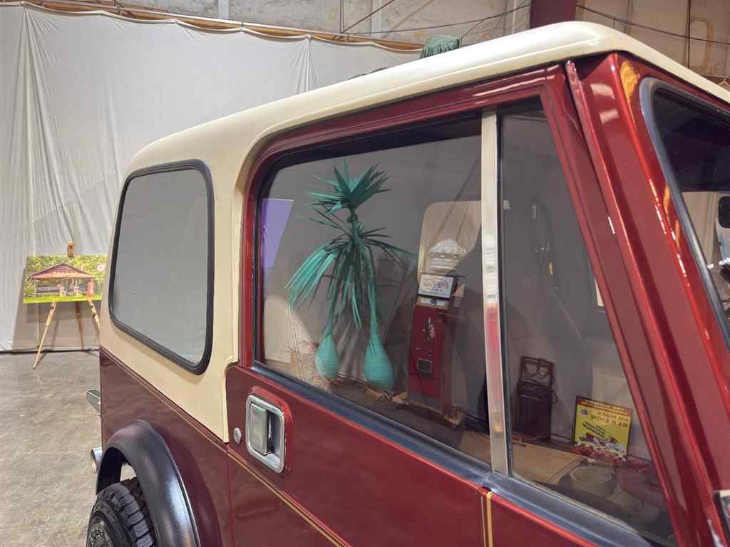 1984-jeep-cj7-renegade-for-sale-33